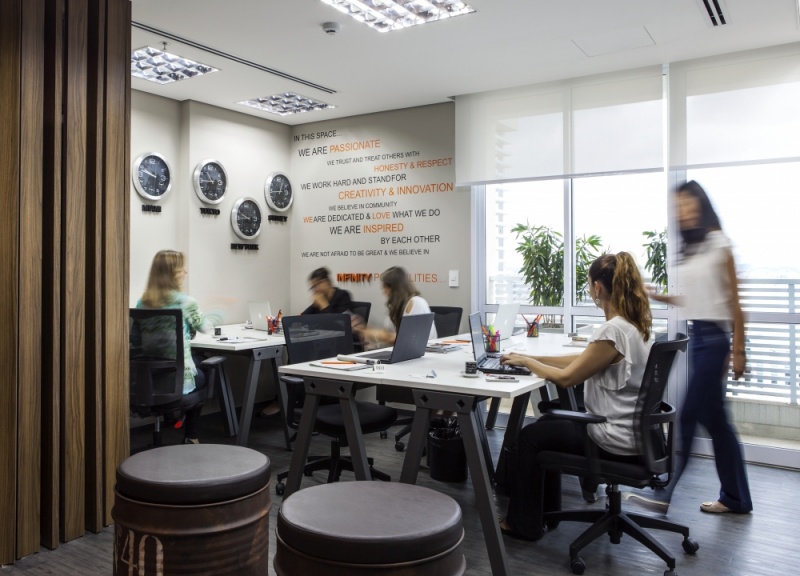 Espaço de Coworking para Startup no Pacaembu - Sala de Coworking com Internet