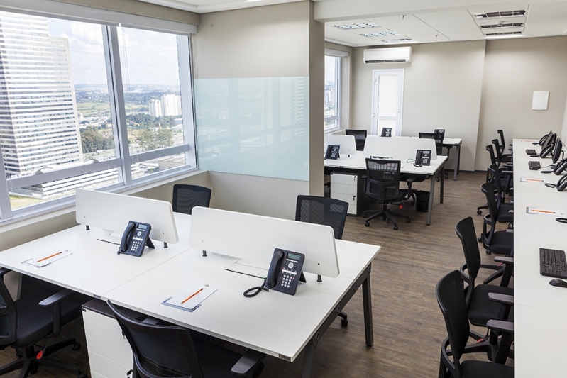 Onde Encontro Espaço para Reuniões com Internet no Socorro - Sala de Reunião para Empresa