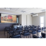 onde encontro espaço para reuniões de negócios no Jockey Club